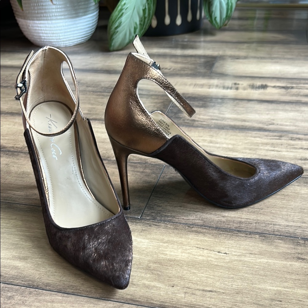 Kenneth Cole Brown and Bronze Heels
